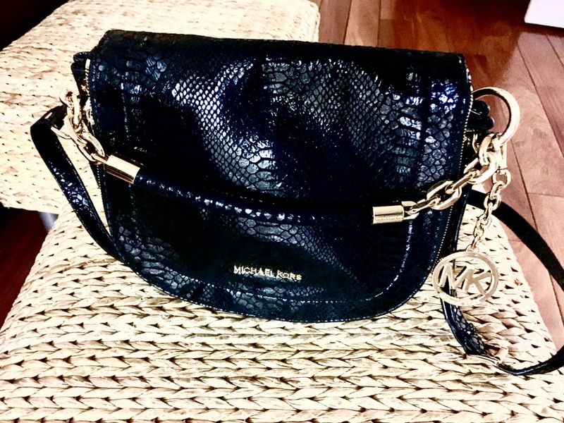 Mk patent leather purse sale