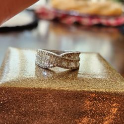 1.25 BAGUETTE Round White Natural Diamond Ring