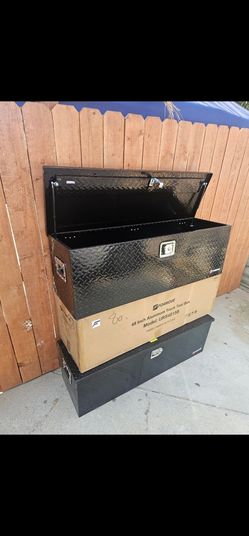 BRAND NEW TOOL BOX 48X15X15" DIAMOND ALUMINUM INCLUDING SET KEYS,FOR ANY QUESTION TEXT ME PLEASE SE HABLA ESPAÑOL
