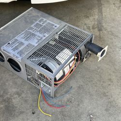 Rv Motorhome Camper FURNACE like New. Suburban AIRXCEL