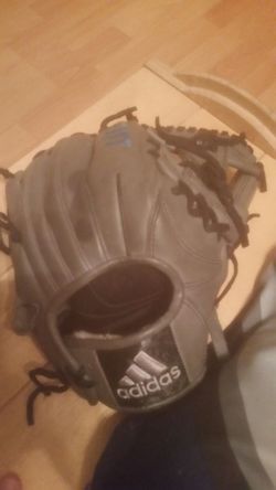 Adidas eqt glove