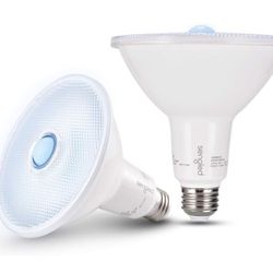 Sengled Motion Sensor Flood Light Bulbs, Dusk to
Dawn LED Security Light E26 Base PAR38 Motion
Activated 5000K Daylight,1500LM,