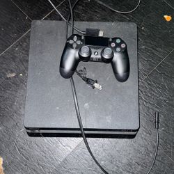PS4 Slim Dirty With Controller 