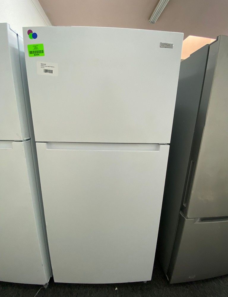Vissani MDTF18WHR 18 cu. ft. Top Freezer Refrigerator U0 for Sale in