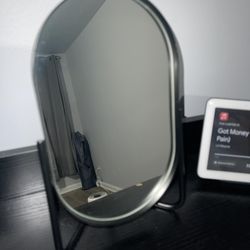 Vanity Mirror on Metal Stand in Matte Black