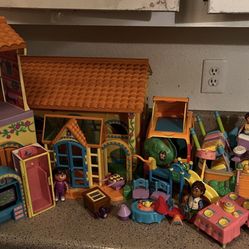 Dora De Explorodara House And More