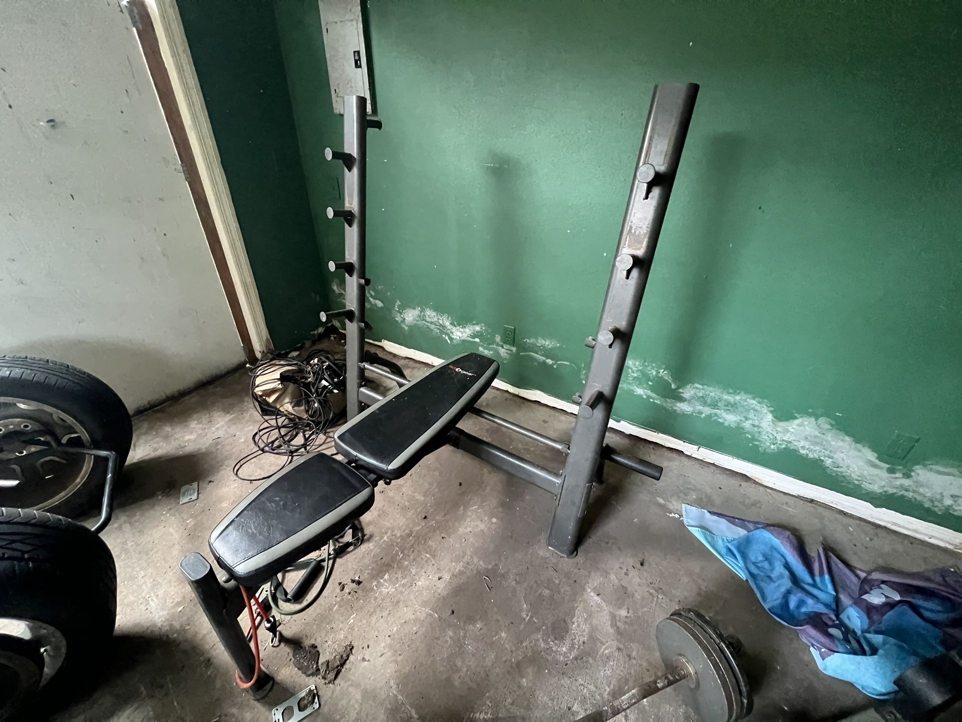 Bench Press Gym Equipment