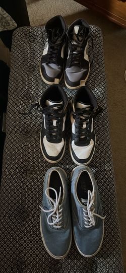 Men’s high top basketball shoes