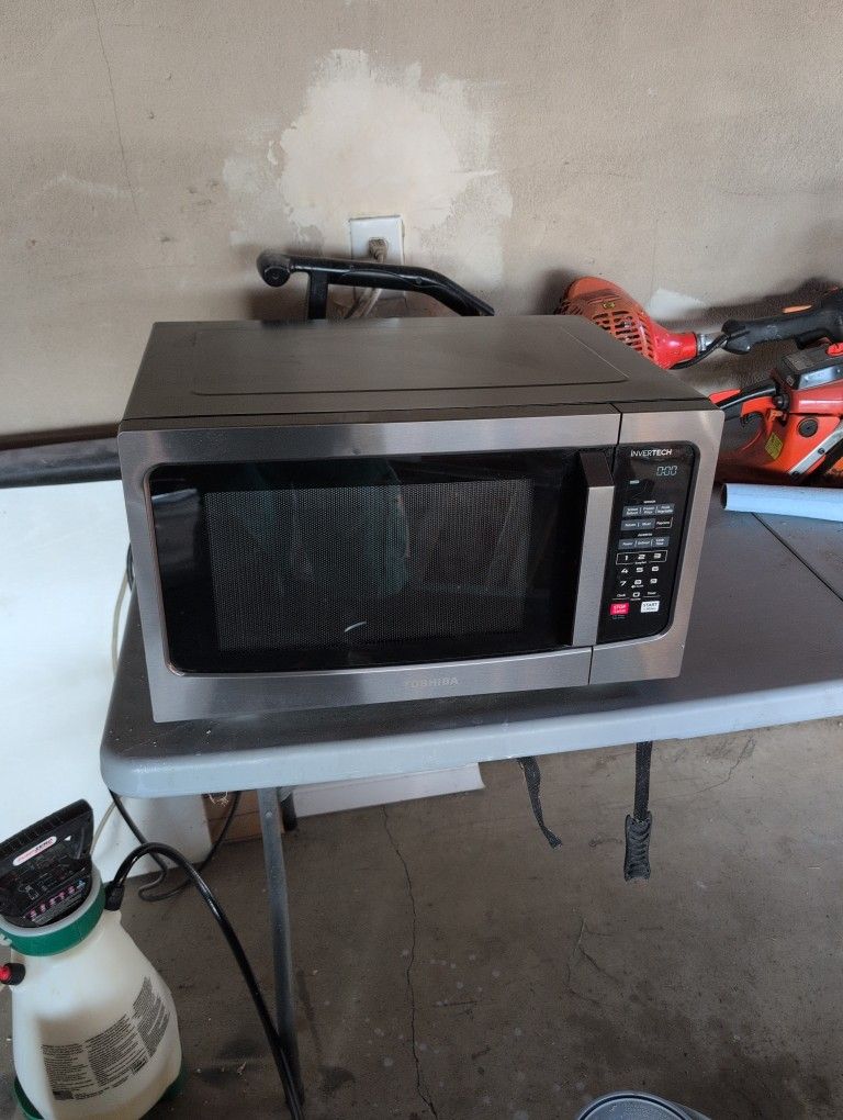 Toshiba Invertech Microwave Inverter ML-EM45PIT(BS) ML-EM45PIT (BS) Countertop black stainless steel please see the description!!!