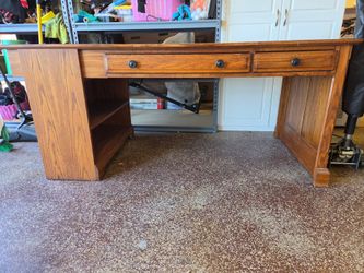 Double sided wooden desk