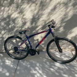 Giant Palomar Bike