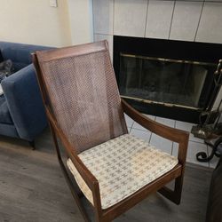 1980s Rocking Chair 