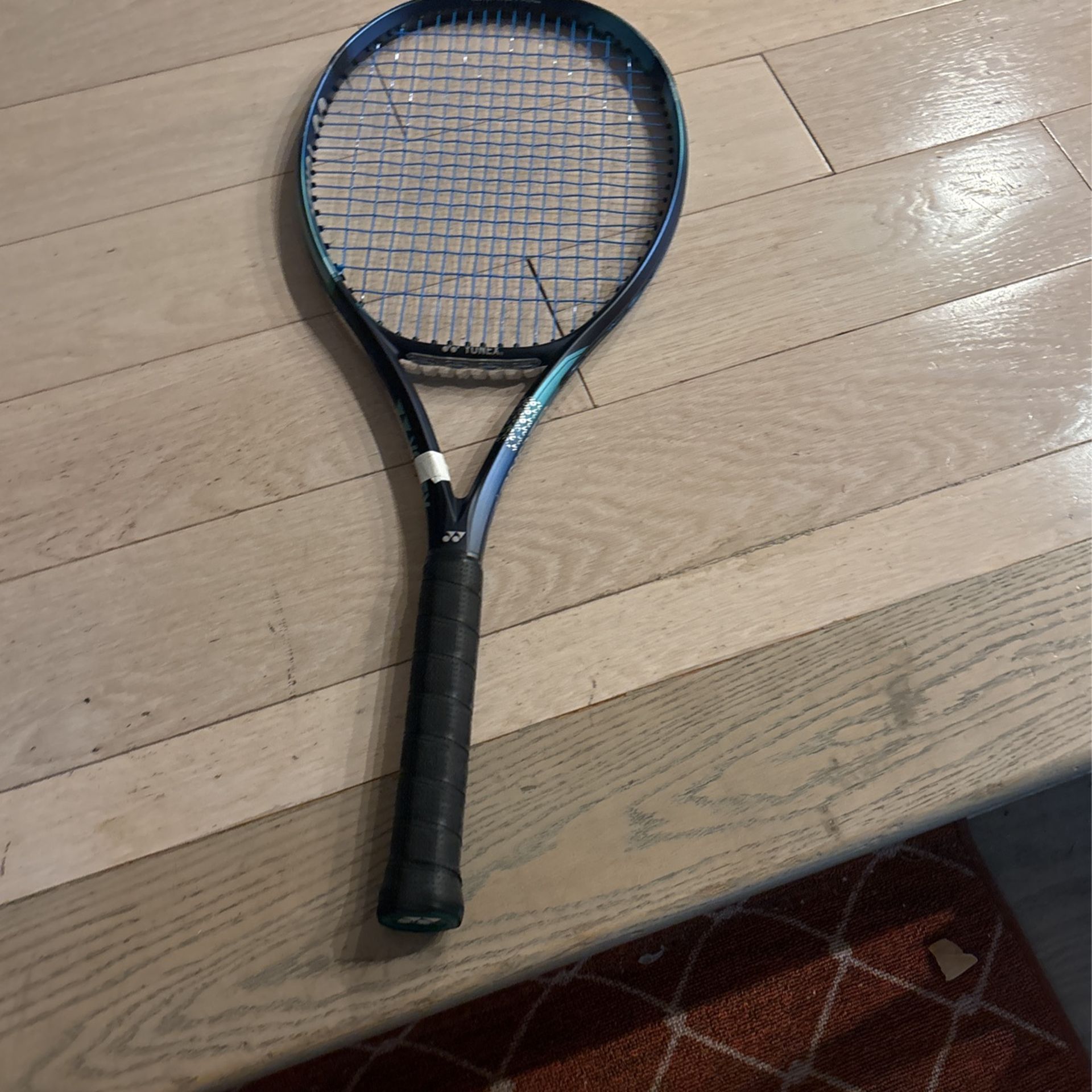 Yonex Ezone 98 Tennis Racket