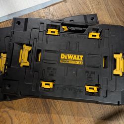 DeWALT Adaptor Plates for TOUGHSYSTEM 2.0 (×2) 