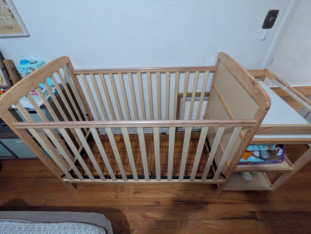 Crib With Changing Table No Mattress