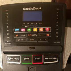 NordicTrack T5.7  Treadmill