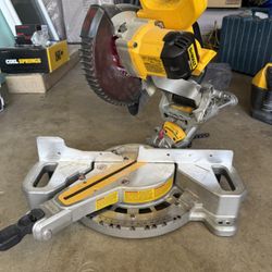 Dewalt Miter Saw 20V 