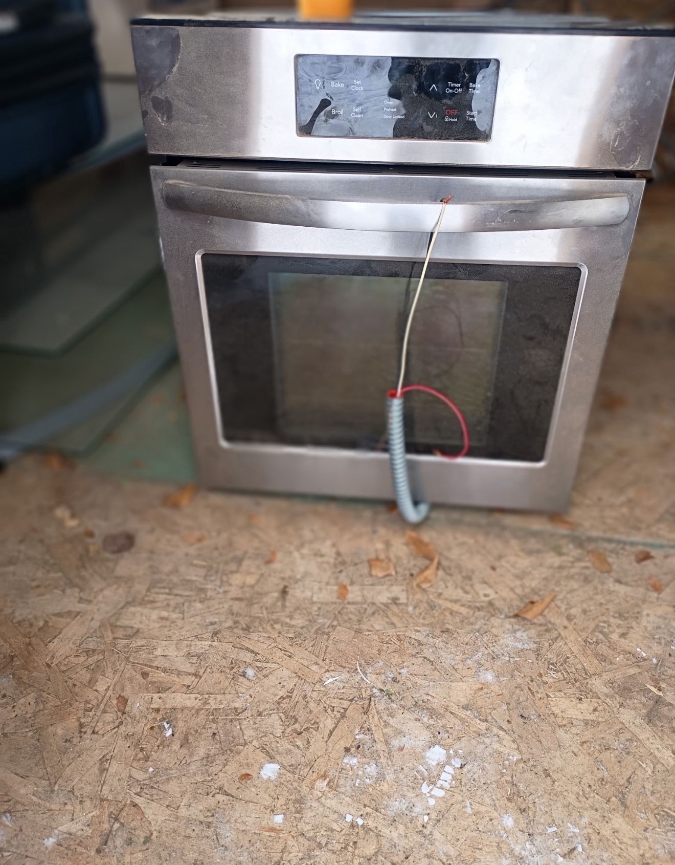 Frigidaire oven 24 Inch 