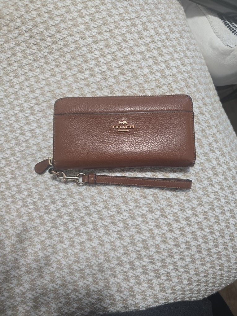 COACH Wrist Wallet