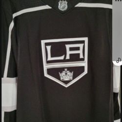 LA King Jersey. Size 52. New. Please Check Out My Profile For Other Items For Sale. Thanks 