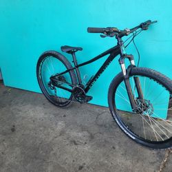 Specialized Sport 3x9 Shimano Deore 27.5 Small Frame 