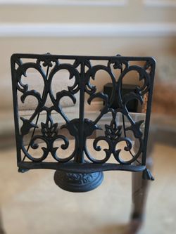 Vintage Cast Iron Cookbook Book Stand Recipe Holder w/Page Weights