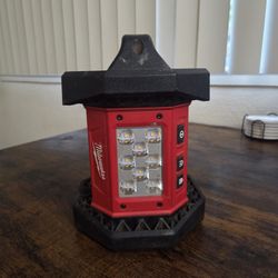 Milwaukee M18 Flash Light Tool Only