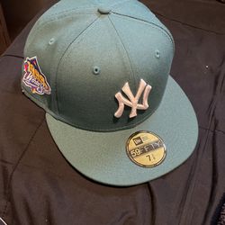 New Era Yankees 7 3/8 Green Hat