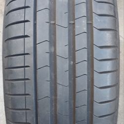 19" Pirelli P-ZERO Run Flat 245/40R19 (1) Tire 