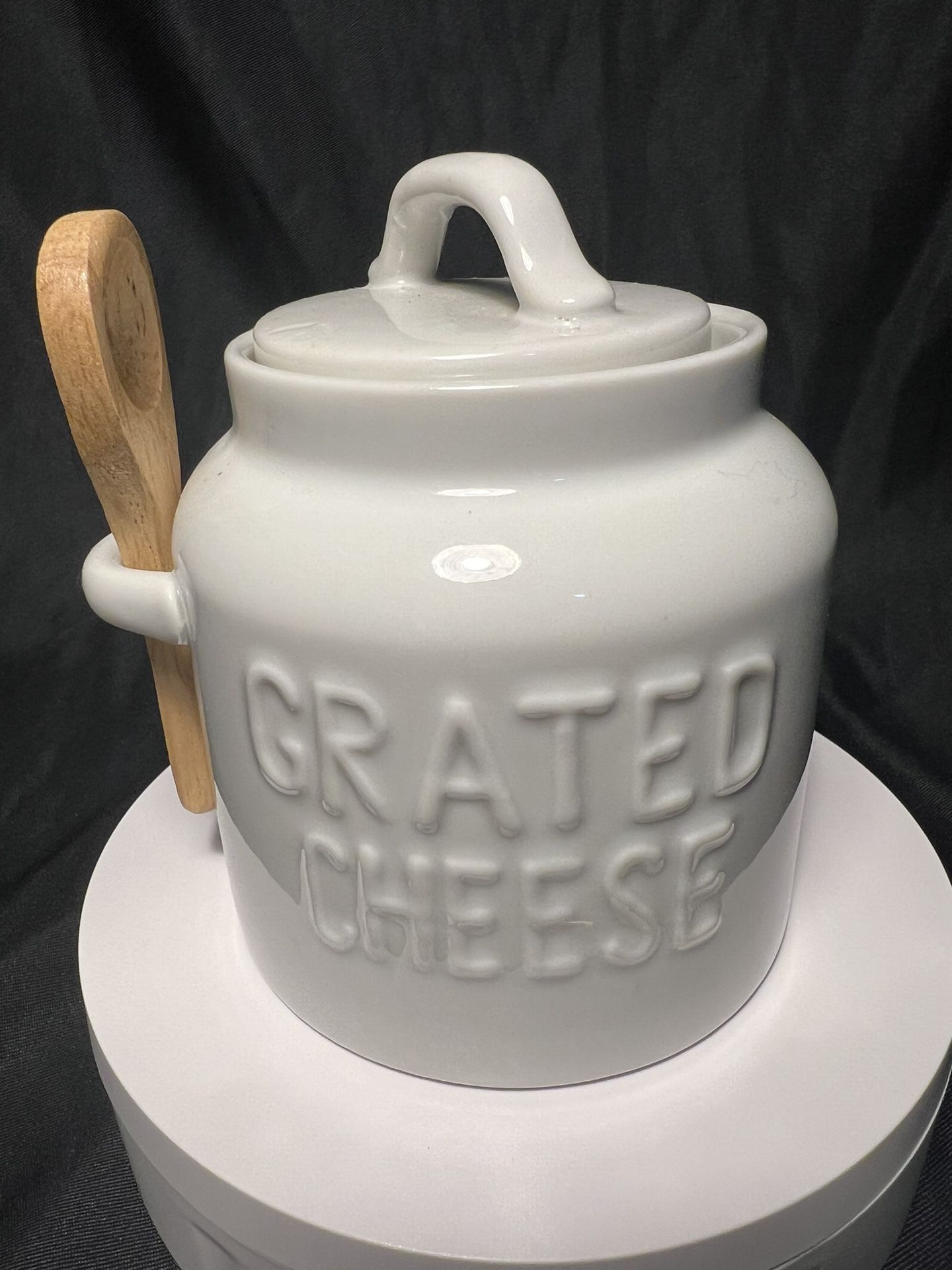 Grated Cheese jar With Lid 