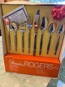 Rogers Co Stainless Flatware Set Service for 8