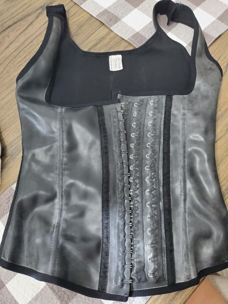Slim Vest