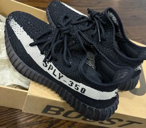 Yeezy 350 size 6.5