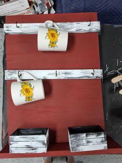 Useful farmhouse decor