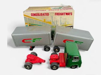 Excellent Consolidated Freightways Diecast Semi Tractor Set 