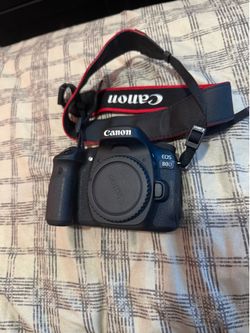 Canon EOS 80D Camera With Bag
