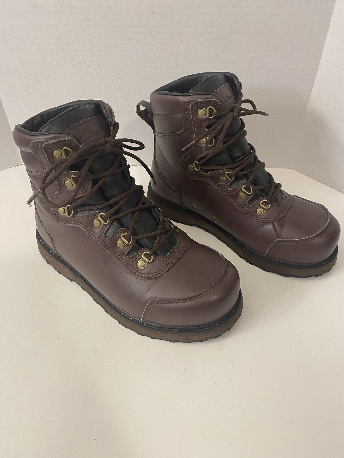 LL Bean Men’s Brown Leather Boots Size 8; Hiking, Outdoor, Camping, Fishing