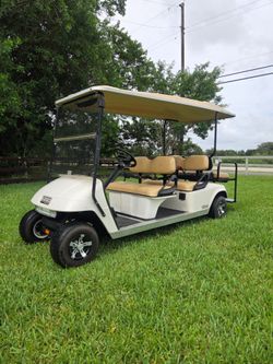 Ezgo Txt 6 passenger golf cart 2025 Trogen Batteries  in excellent condition