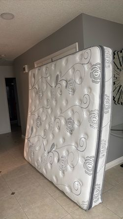 King Pillow Top Mattress
