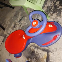 GOT 2 THESE KIDS RIDE PLAY CARTS like New 9 Each Firm