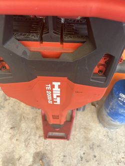 HiltiTE 2200 all electric battery powered chipping hammer all new excellent excellent condition $2000 firm comes complete with batteries cart un unit