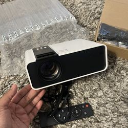 LED Projector 