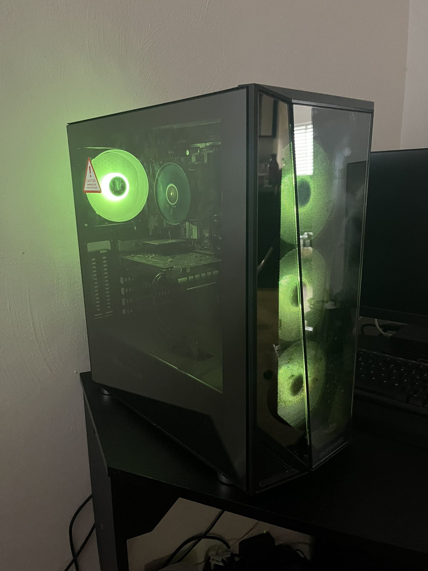 iBUYPOWER - Trace MR Gaming Desktop - Intel i3-9100F - 8GB Memory - NVIDIA GeForce GTX 1650 4GB - 240GB SSD + 1TB HDD