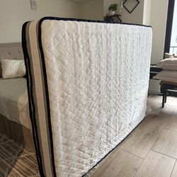 GRATIS/FREE Queen mattress colchón