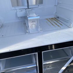 Smart Fridge $260 Firm  Do T Get Cold 