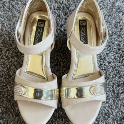 Stunning Cream Heels.