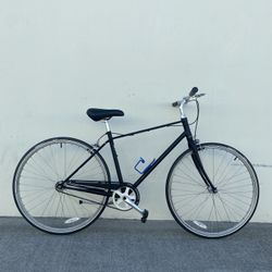 FIXIE BIKE/ SIZE TIRES 700” /SIZE FRAME MEDIUM 
