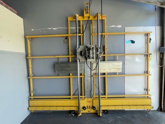 HEAVY-DUTY SAWTRAX 1000 SERIES PANEL SAW — FOR SALE!