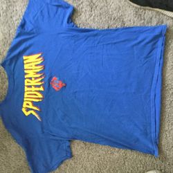 Spiderman size medium vintage shirt 30$ OBO