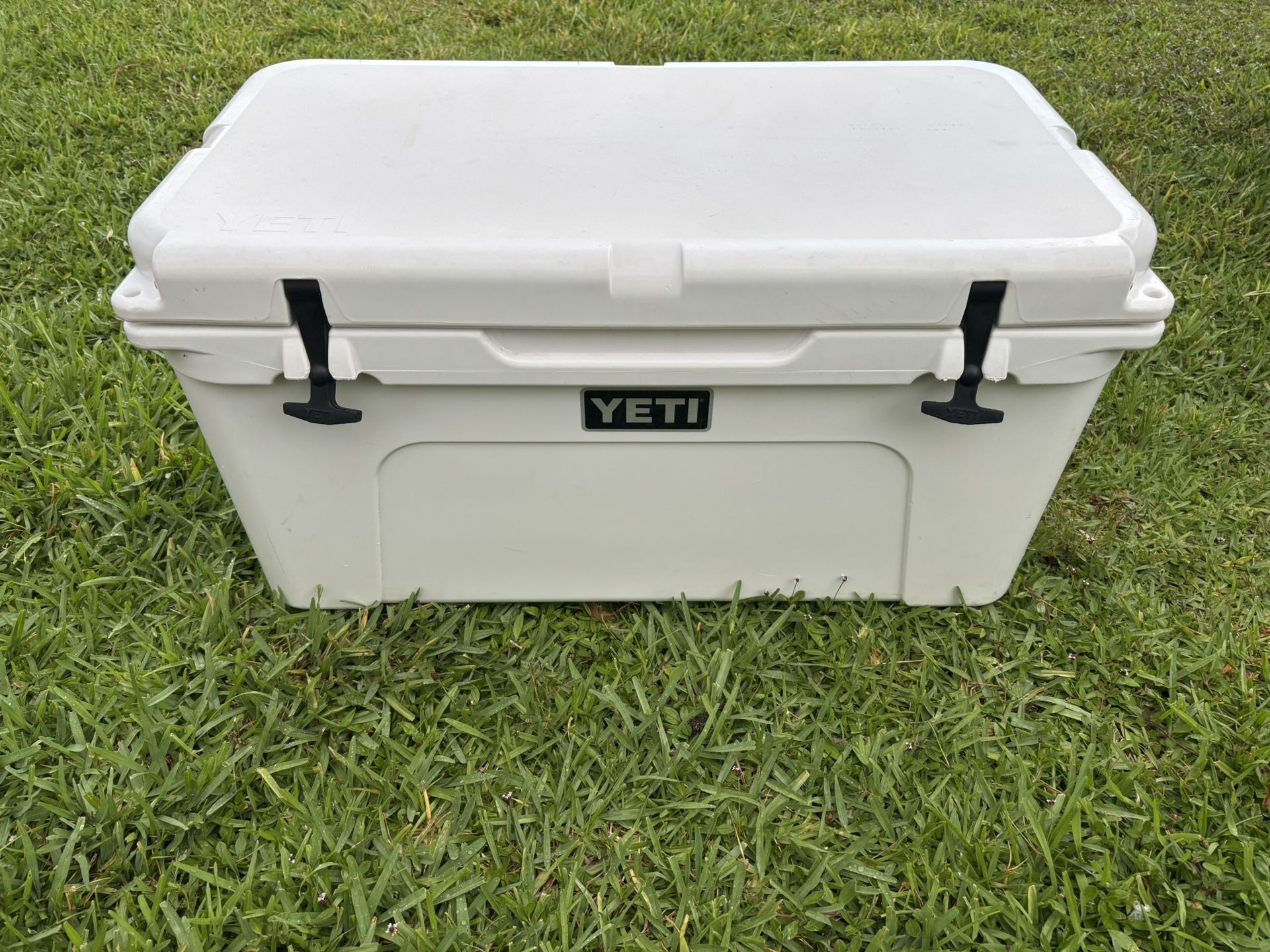 Yeti 65 Cooler